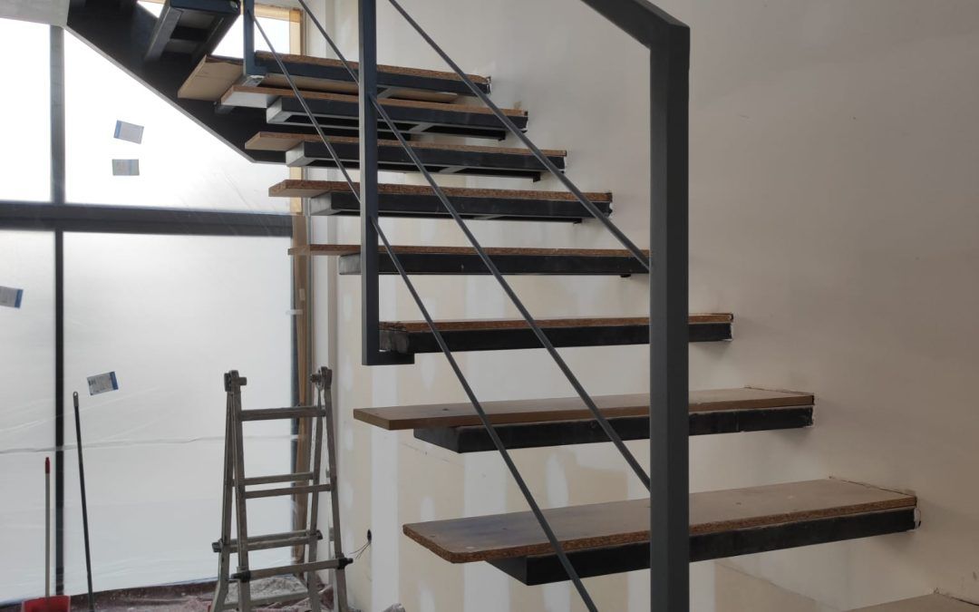 Escalera y barandilla